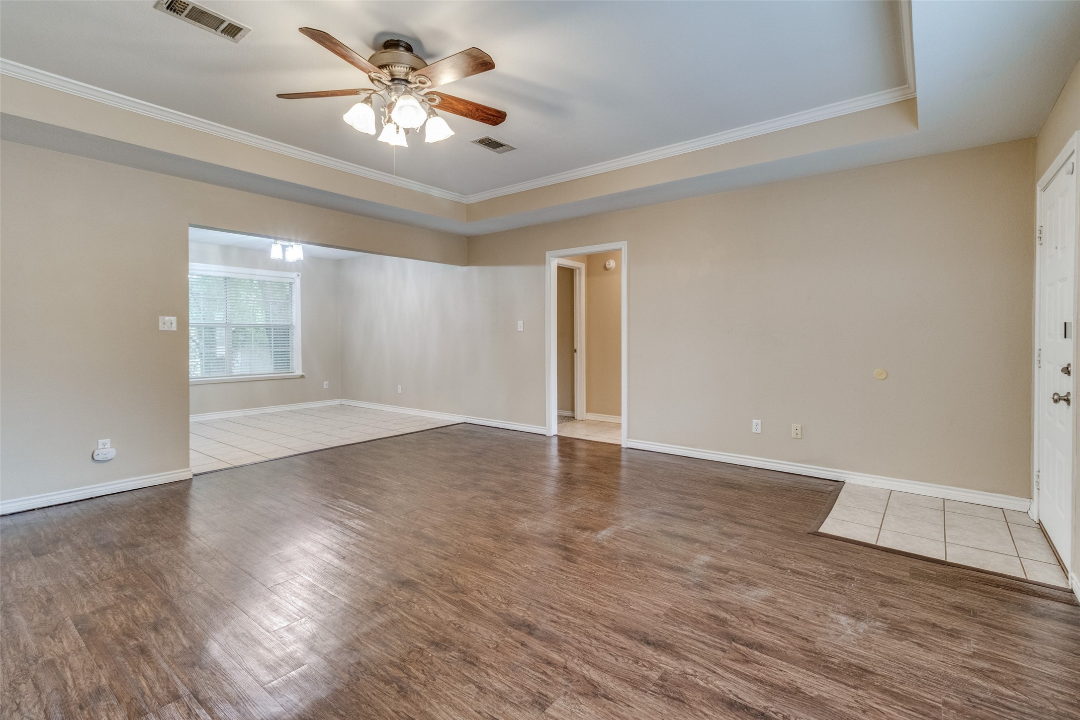 454 E Fulton Street Van Alstyne TX 75495