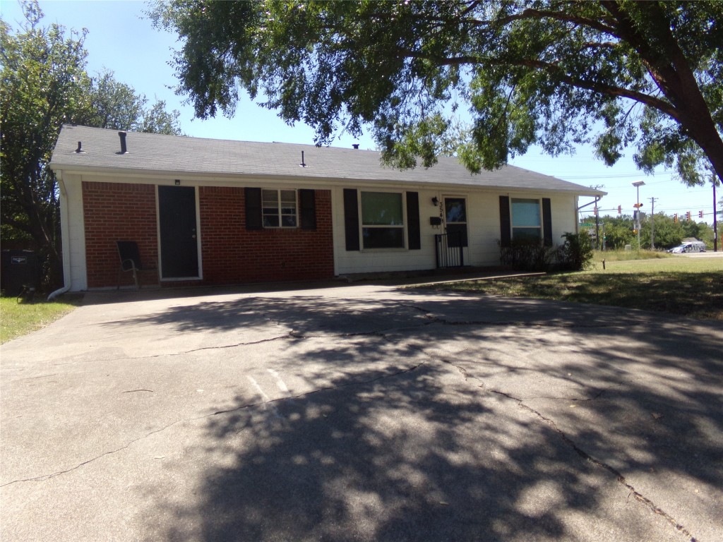3549 South Drive Fort Worth TX 76109