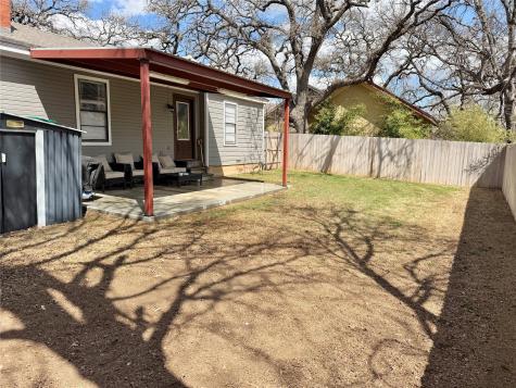 1136 W Long Street Stephenville TX 76401