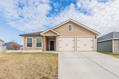 8528 Smokey Creek Pass Fort Worth TX 76179