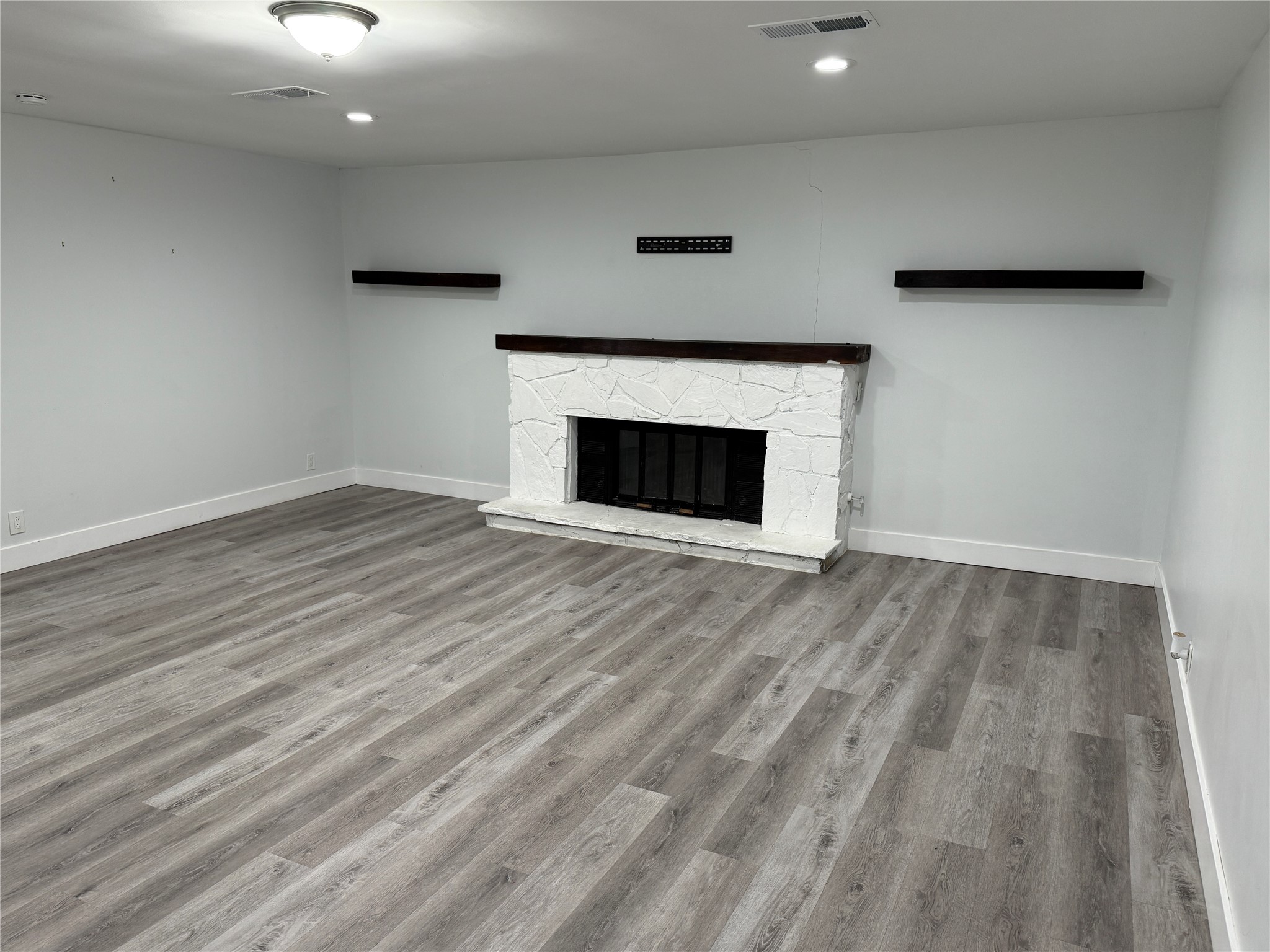 2847 W Rochelle Road Irving TX 75062