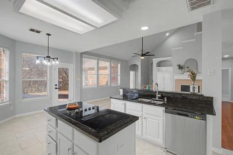 4706 Coventry Lane Arlington TX 76017