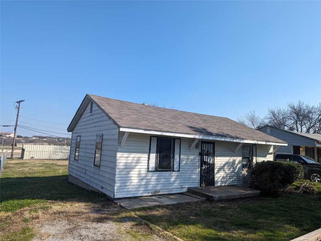 1809 Mccurdy Street Fort Worth TX 76104