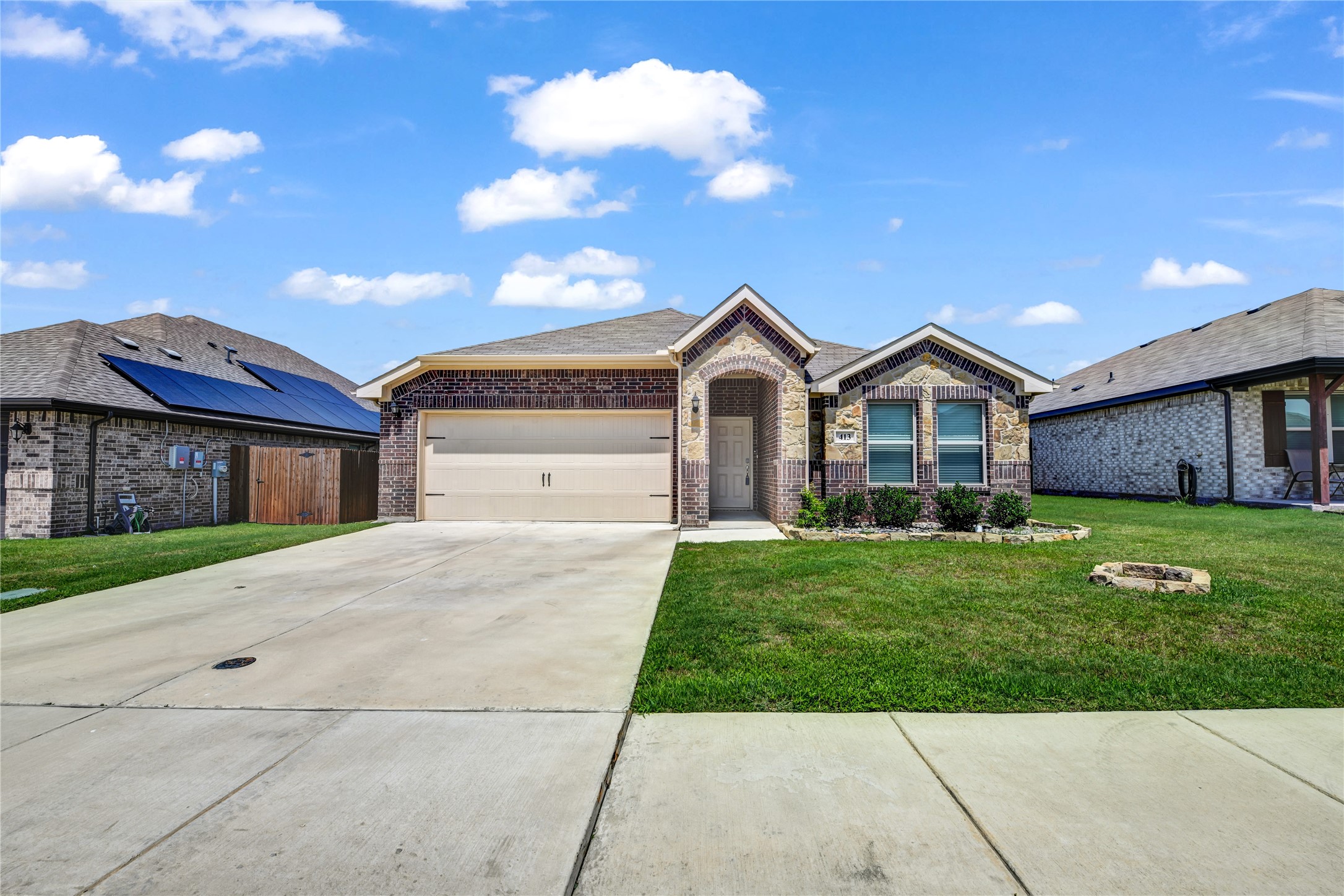 413 Escondido Street Weatherford TX 76087