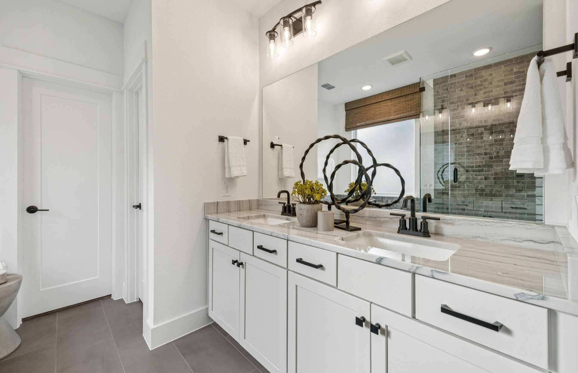 1029 Clayton Street Aubrey TX 76227