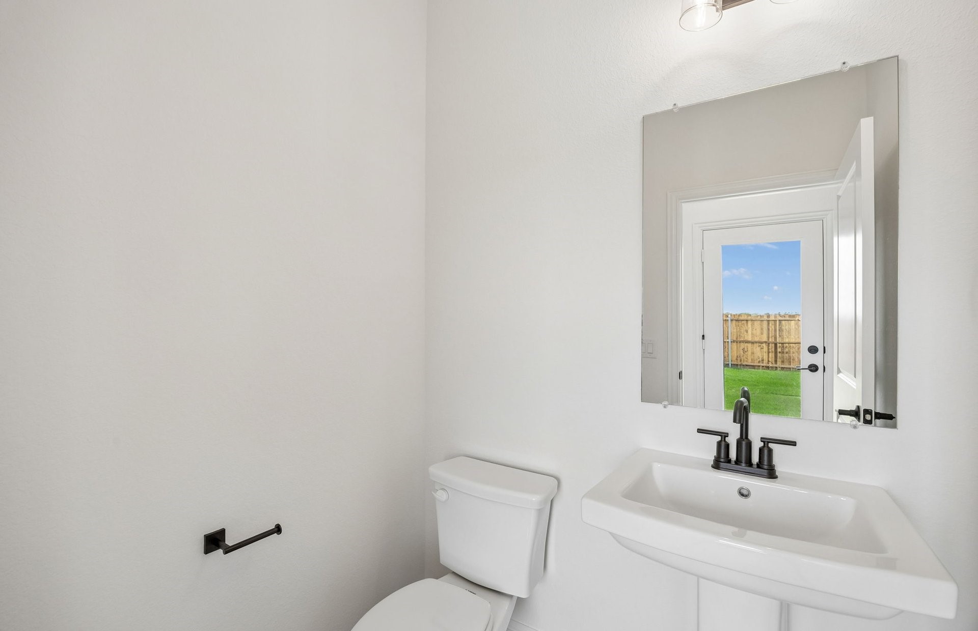 1029 Clayton Street Aubrey TX 76227