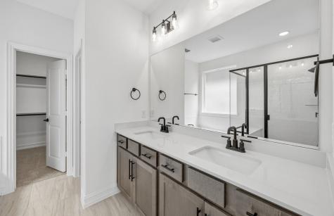 1029 Clayton Street Aubrey TX 76227