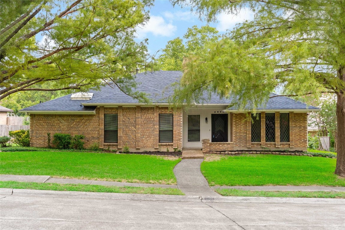 5623 Vinewood Drive Garland TX 75043