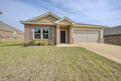 5819 Deauville Street Tyler TX 75704