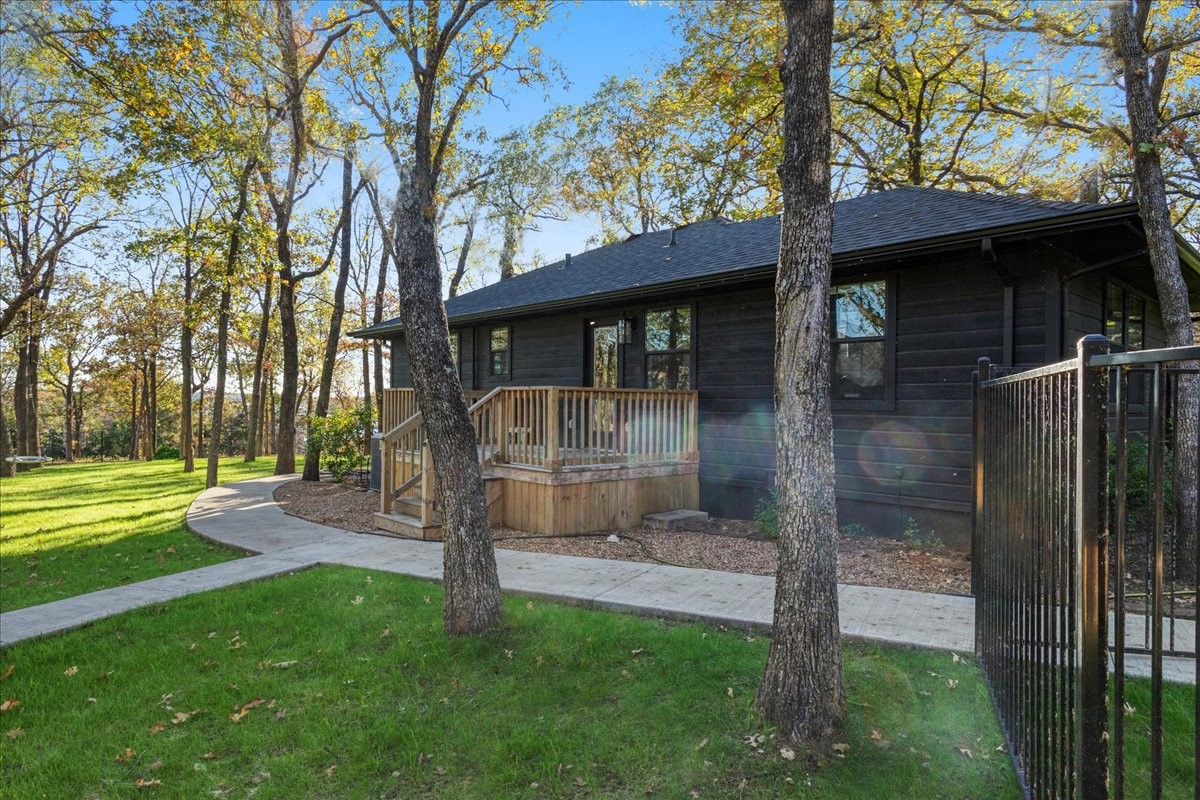 274 Hidden Oaks Trail Pottsboro TX 75076