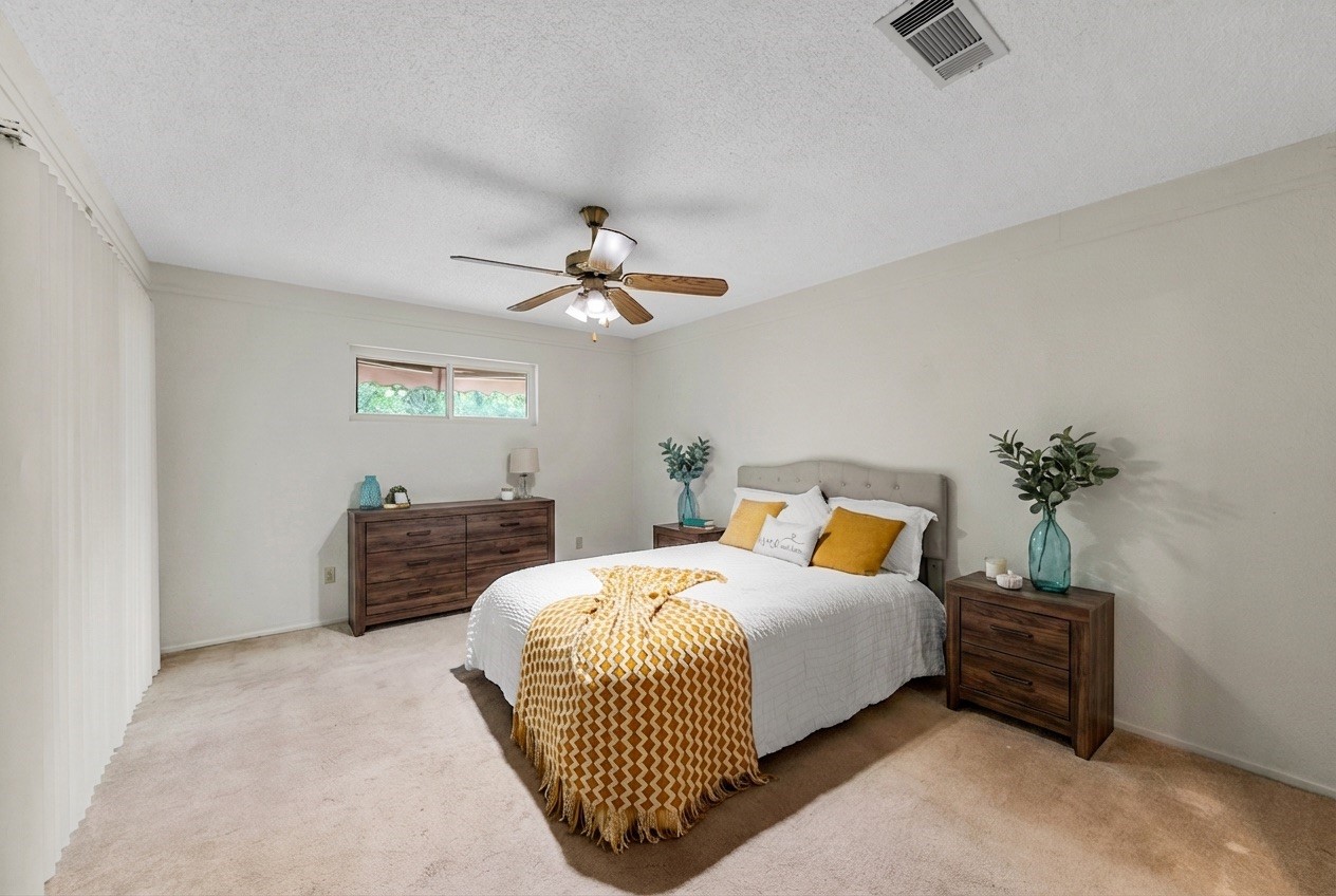 4909 Queen Court Fort Worth TX 76103