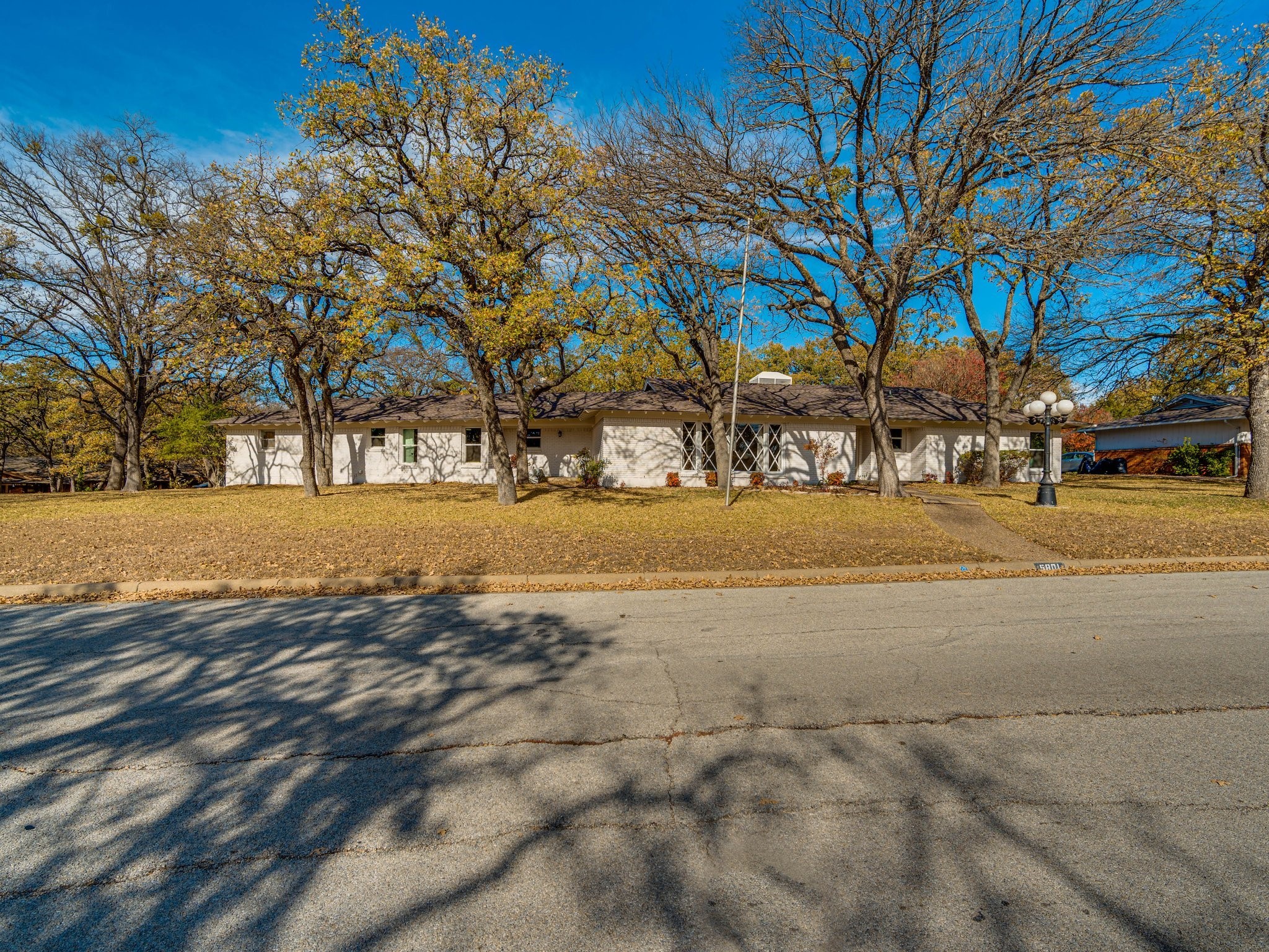 5801 Yolanda Drive Fort Worth TX 76112
