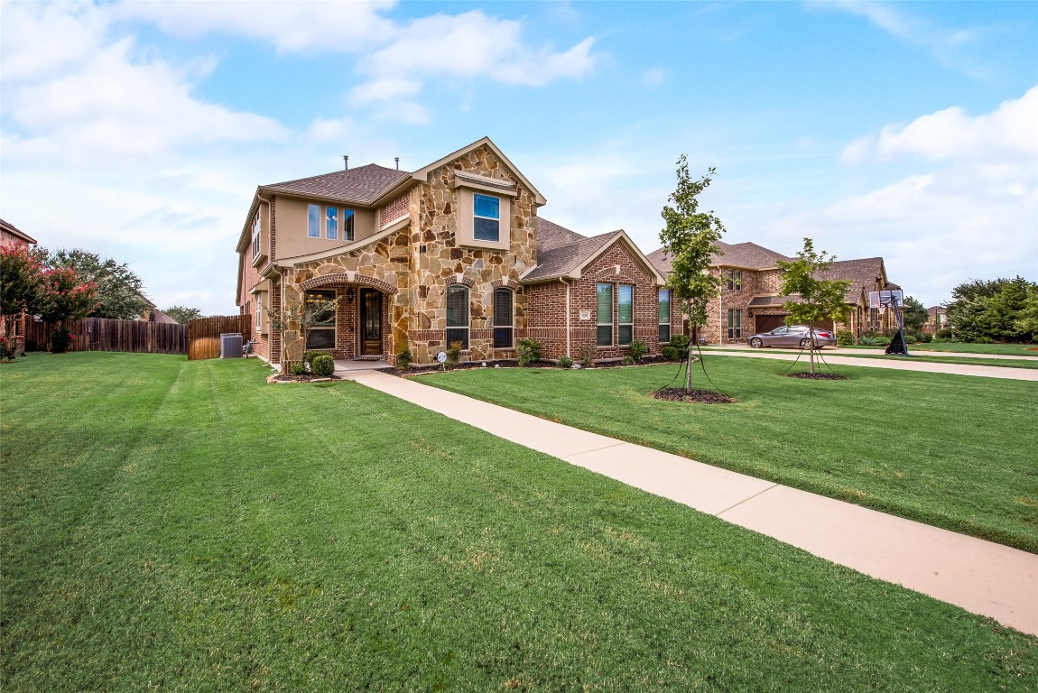 909 Keats Drive Desoto TX 75115