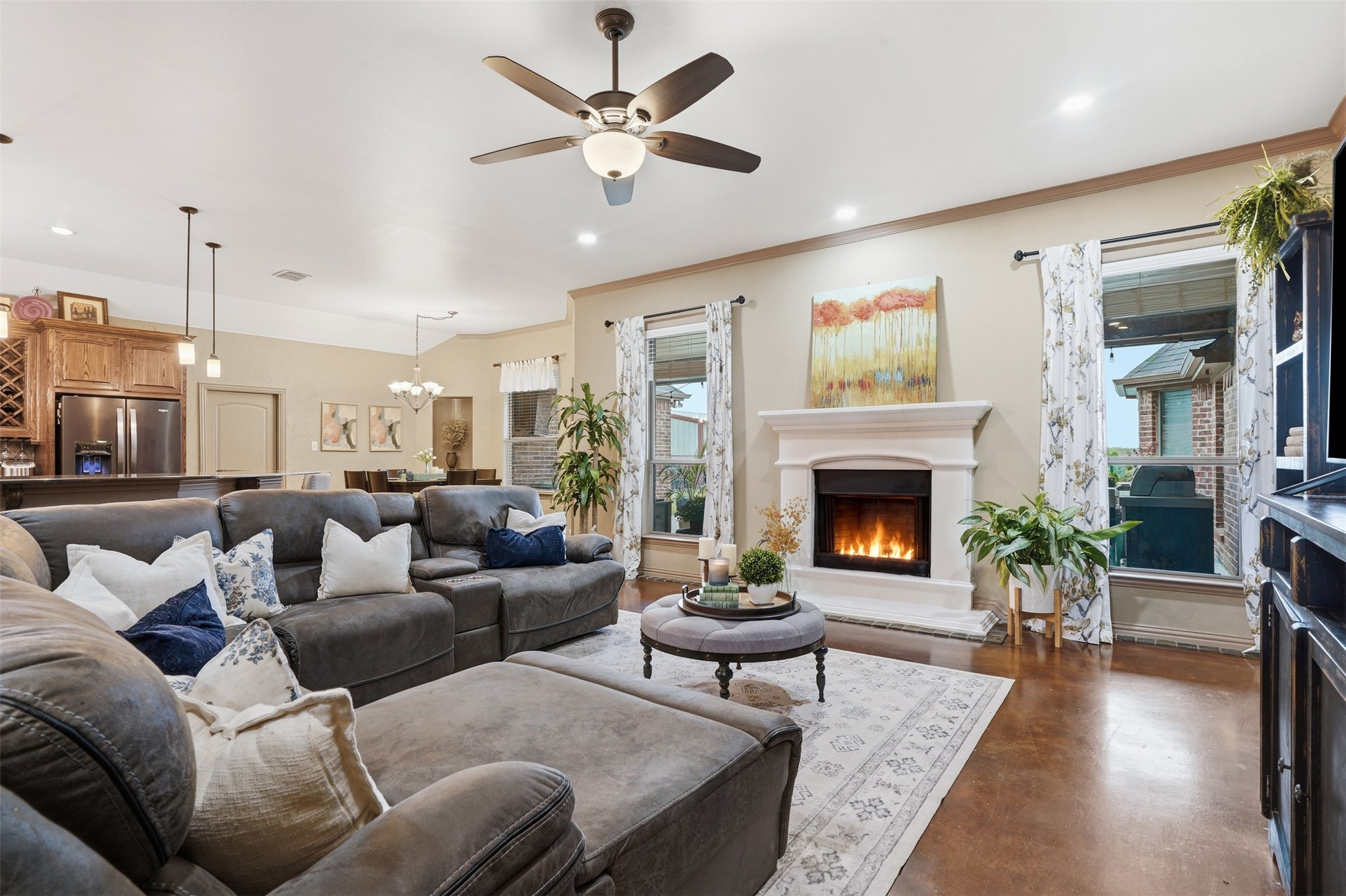 217 Silver Rose Boulevard Burleson TX 76028