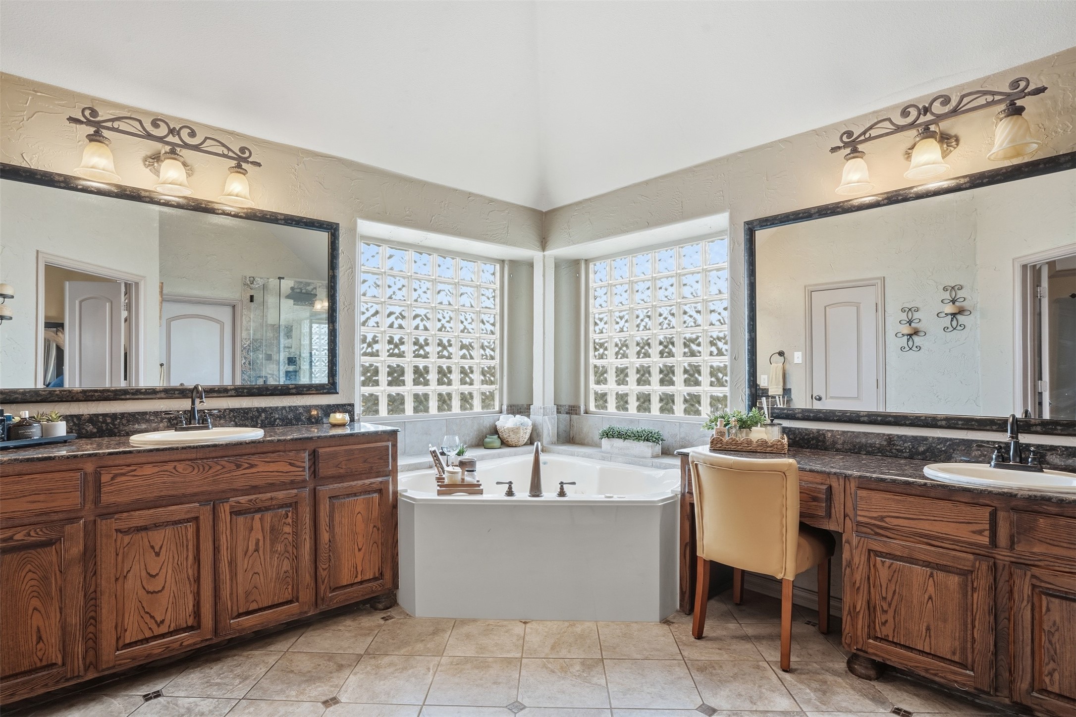 217 Silver Rose Boulevard Burleson TX 76028