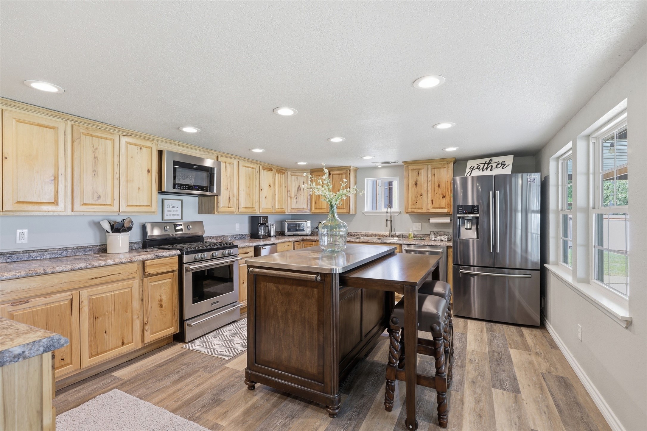 125 County Road 596 Eastland TX 76448