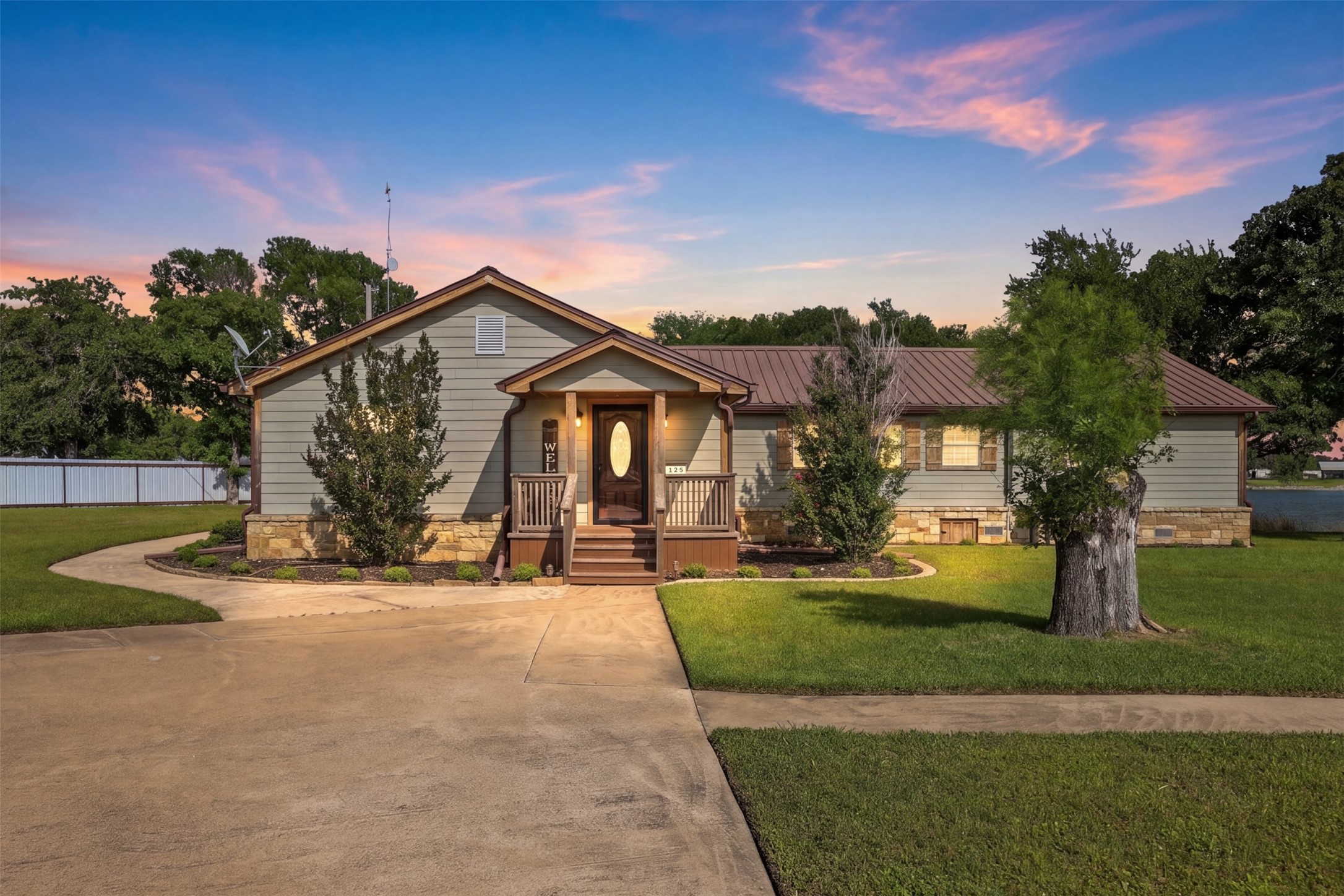 125 County Road 596 Eastland TX 76448