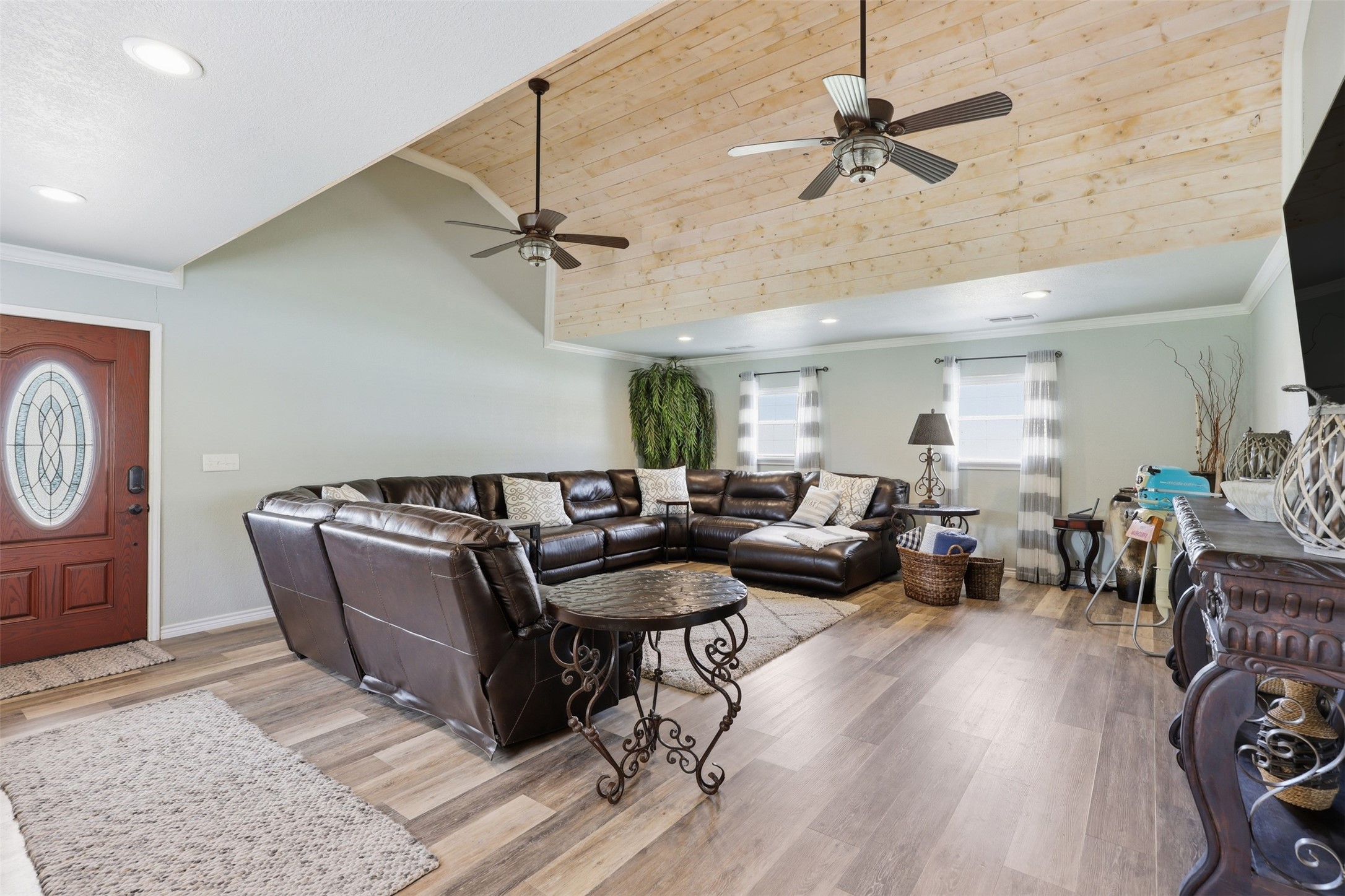 125 County Road 596 Eastland TX 76448