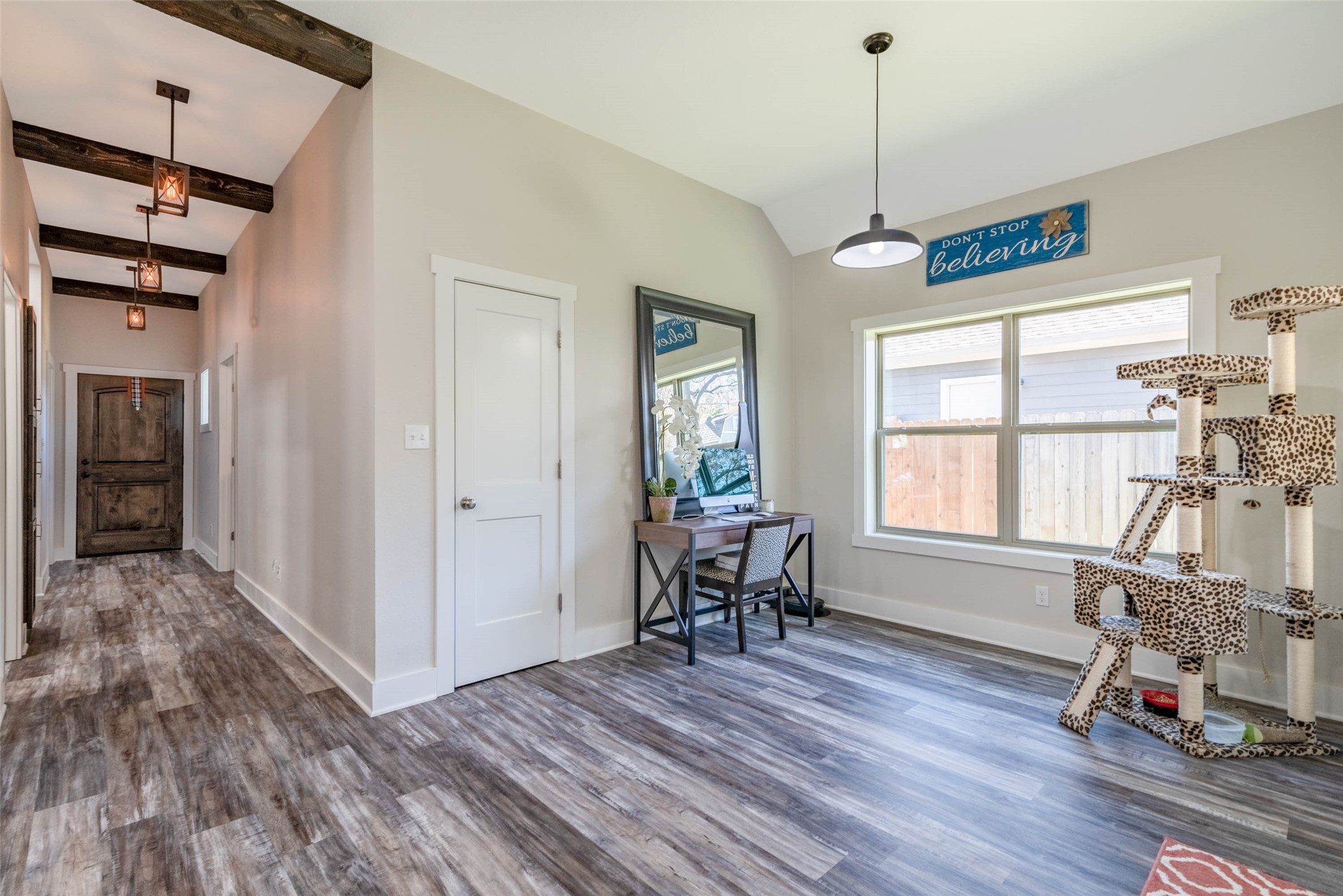 1226 W Elm Street Denison TX 75020