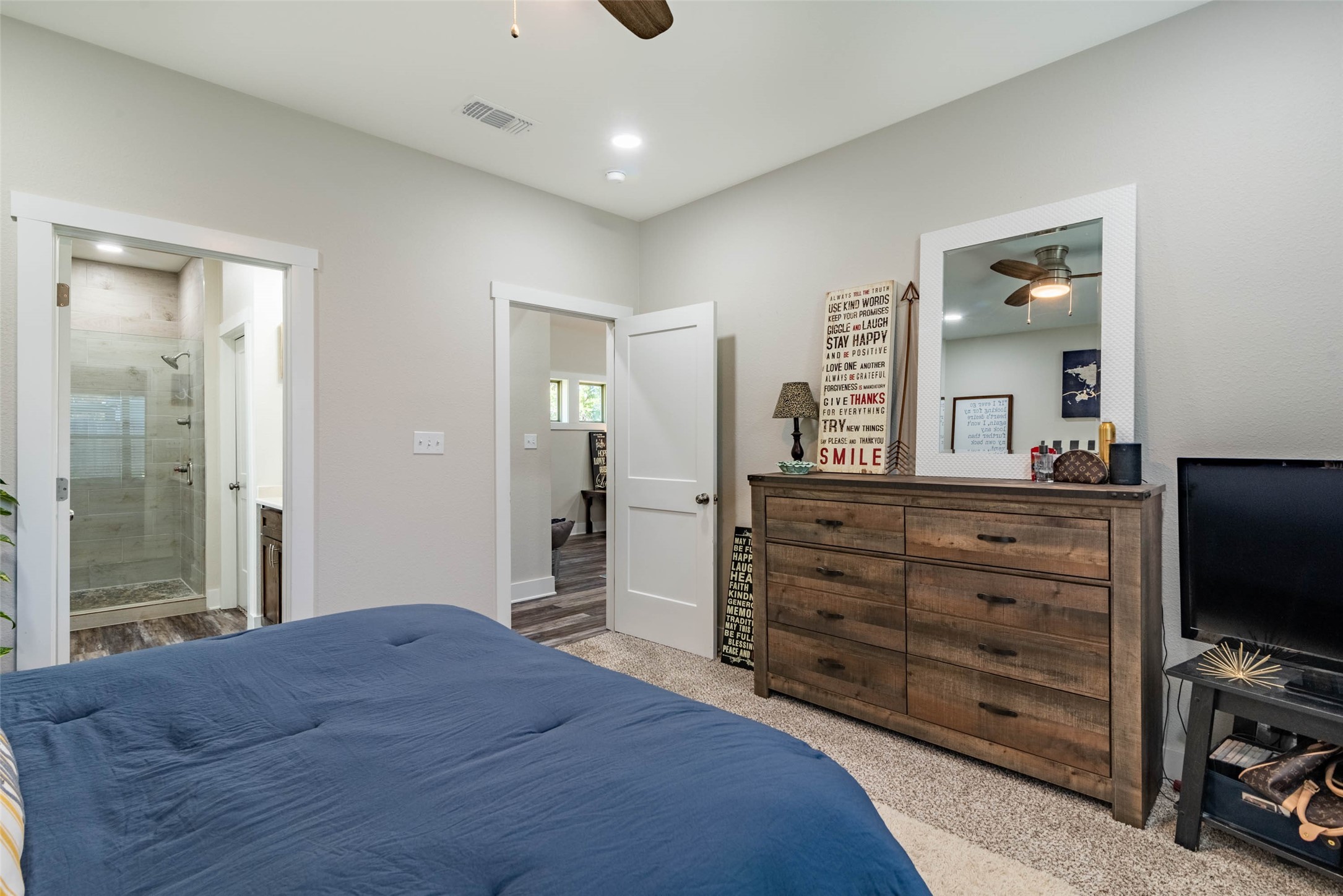 1226 W Elm Street Denison TX 75020