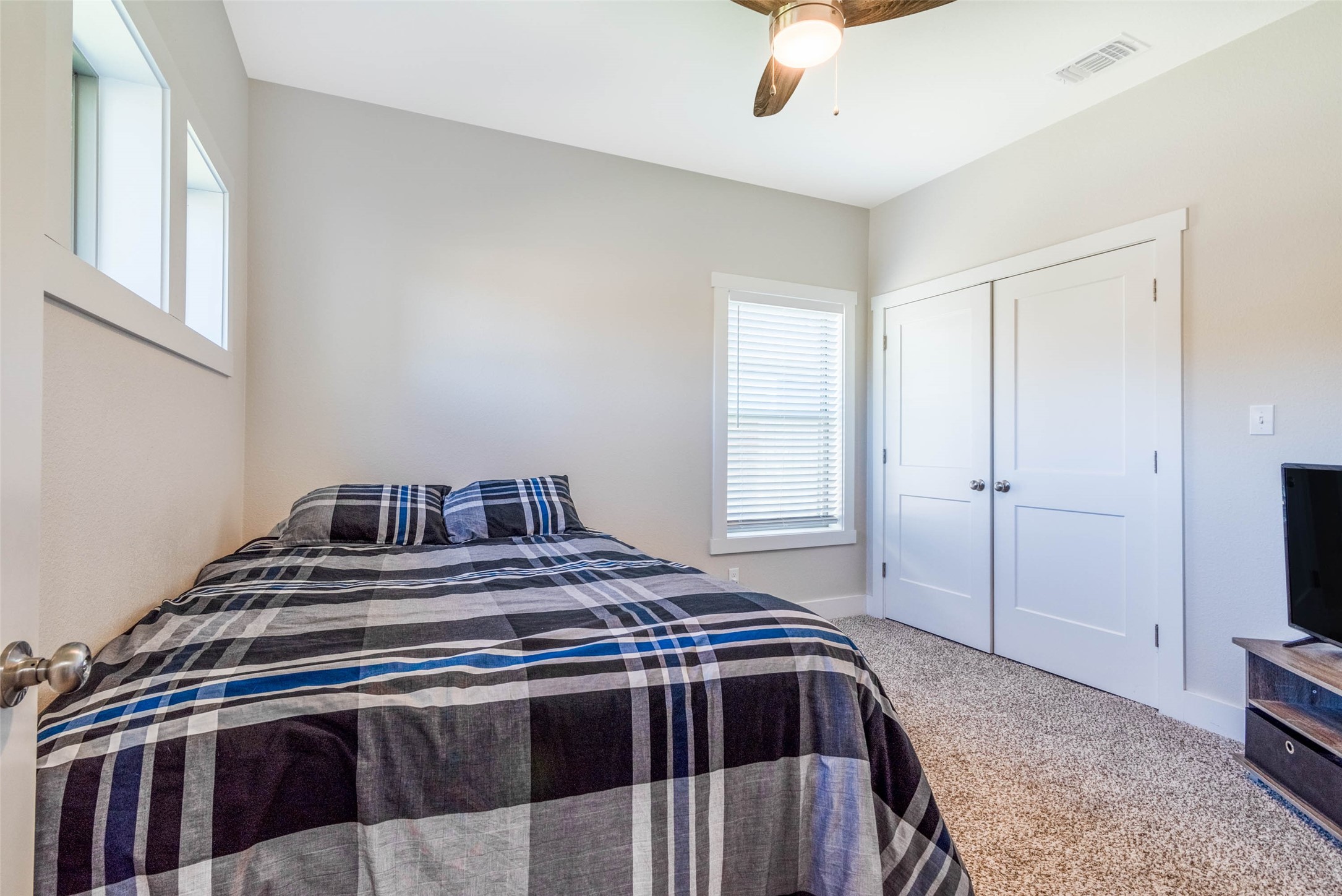 1226 W Elm Street Denison TX 75020