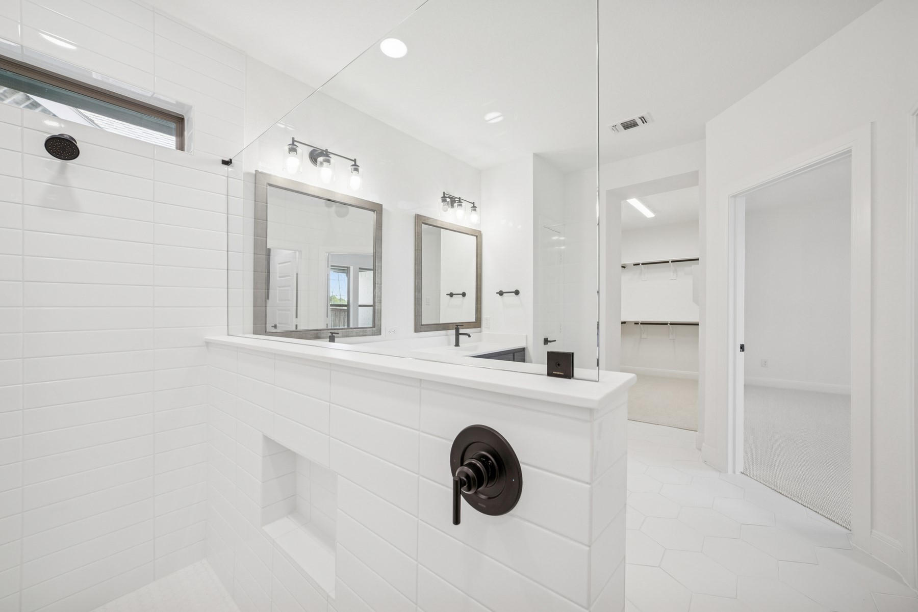 1056 Hackberry Emperor Street Crowley TX 76036