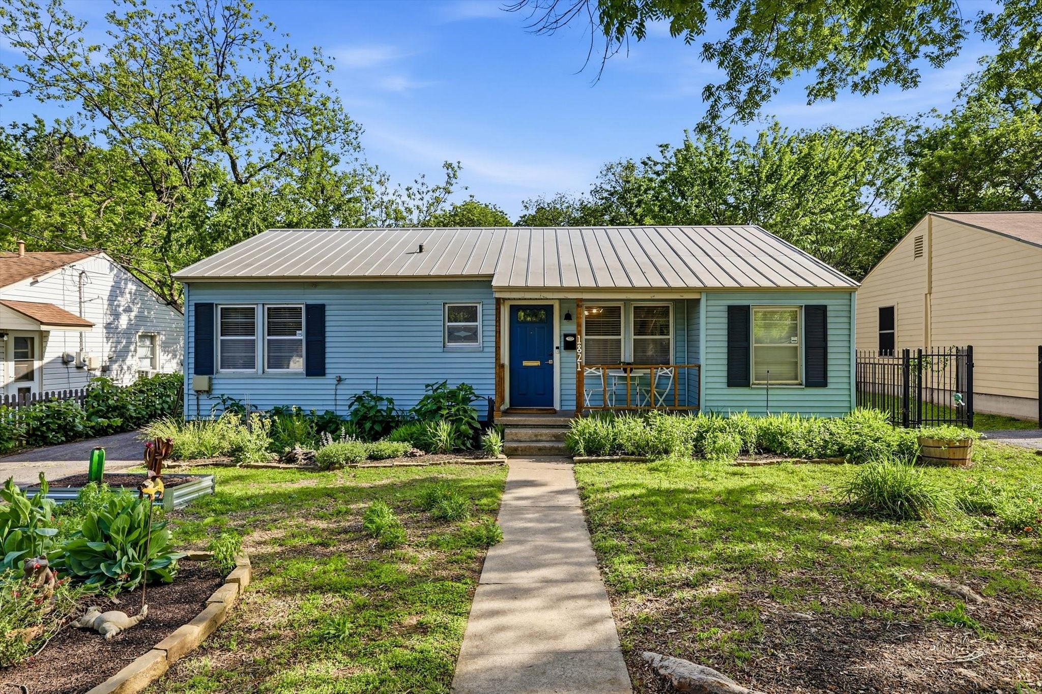 1821 Sena Street Denton TX 76201