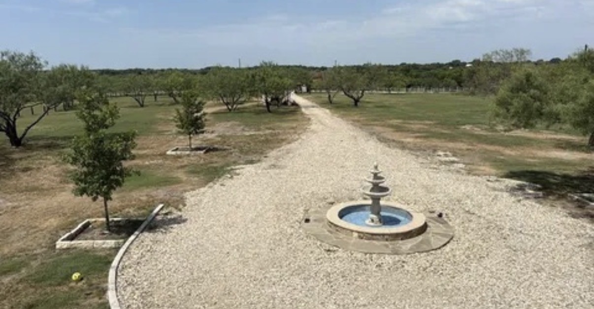 6051 County Road 1030 B Rice TX 75155