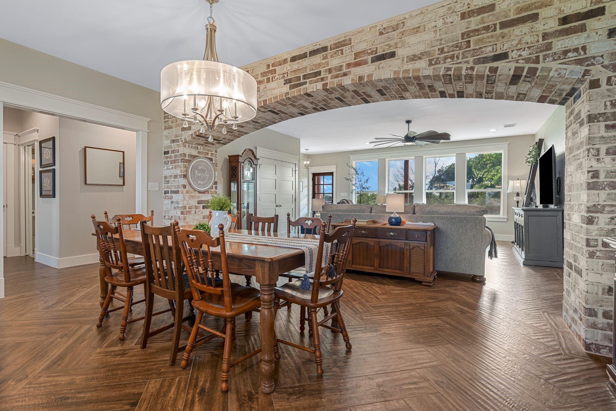 5050 Helton Road Justin TX 76247