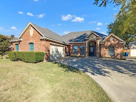 2107 Ridgewood Drive Bridgeport TX 76426