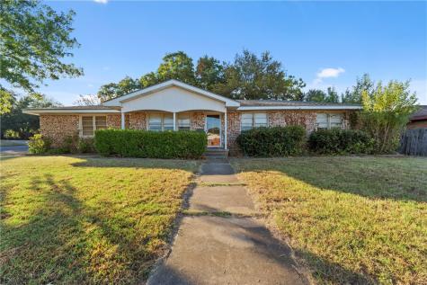 103 Adrian Drive Robinson TX 76706
