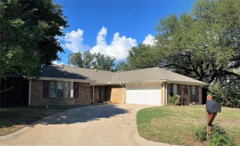 1213 Olmos Creek Place Denton TX 76205