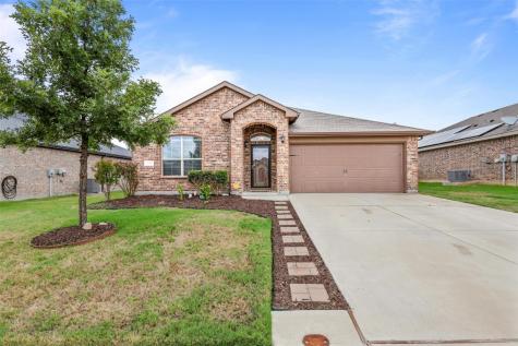 415 Saratoga Lane Ponder TX 76259