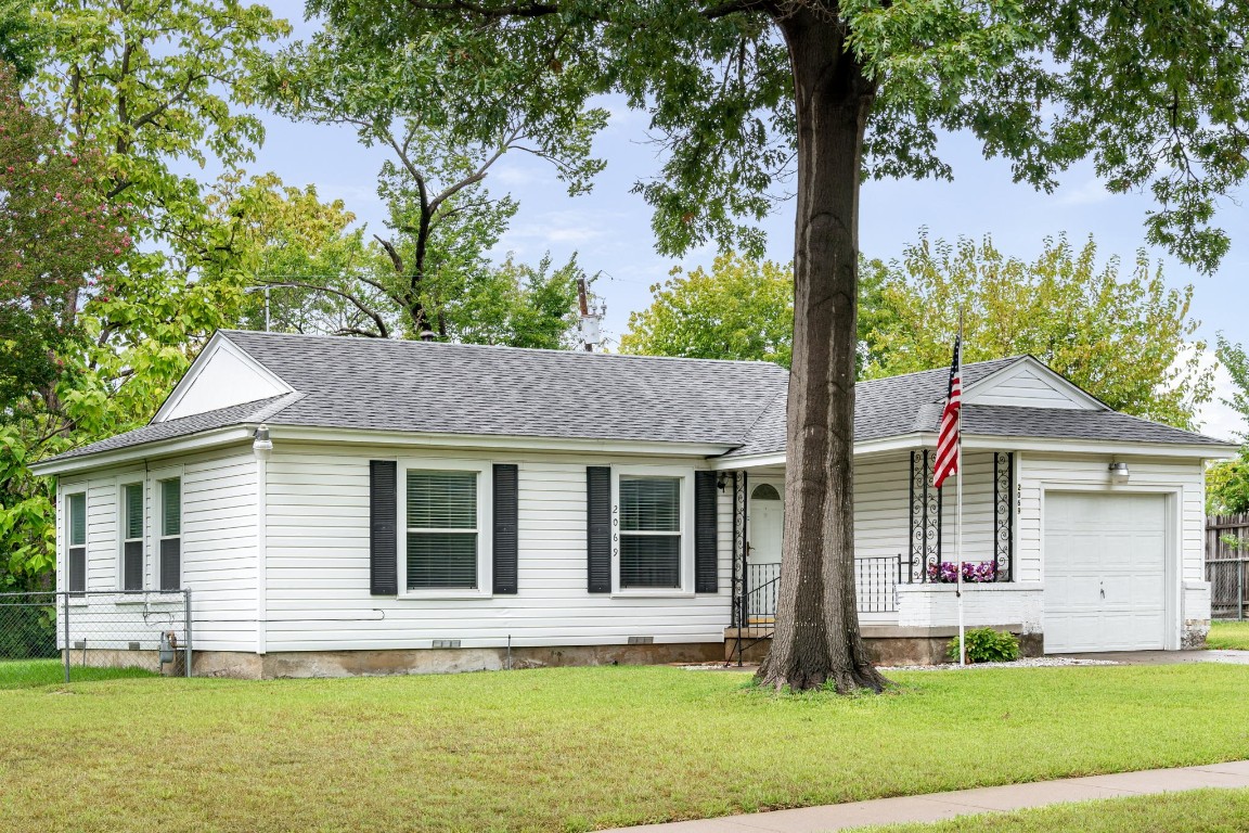 2069 Westchester Drive Garland TX 75041