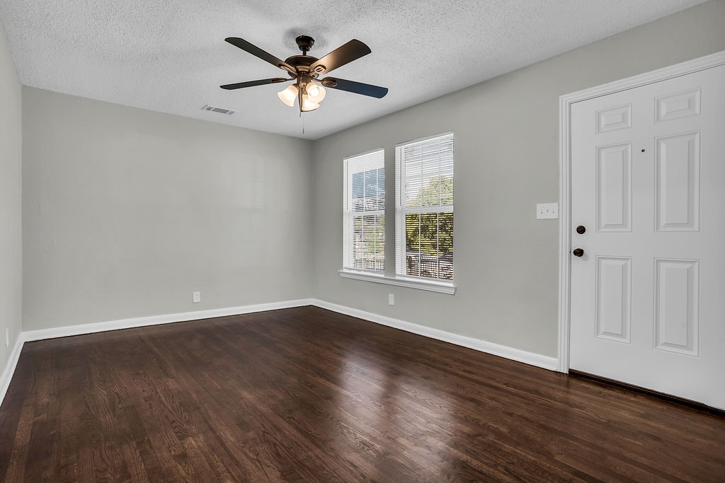 2412 Spiller Street Fort Worth TX 76105