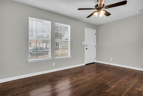 2412 Spiller Street Fort Worth TX 76105