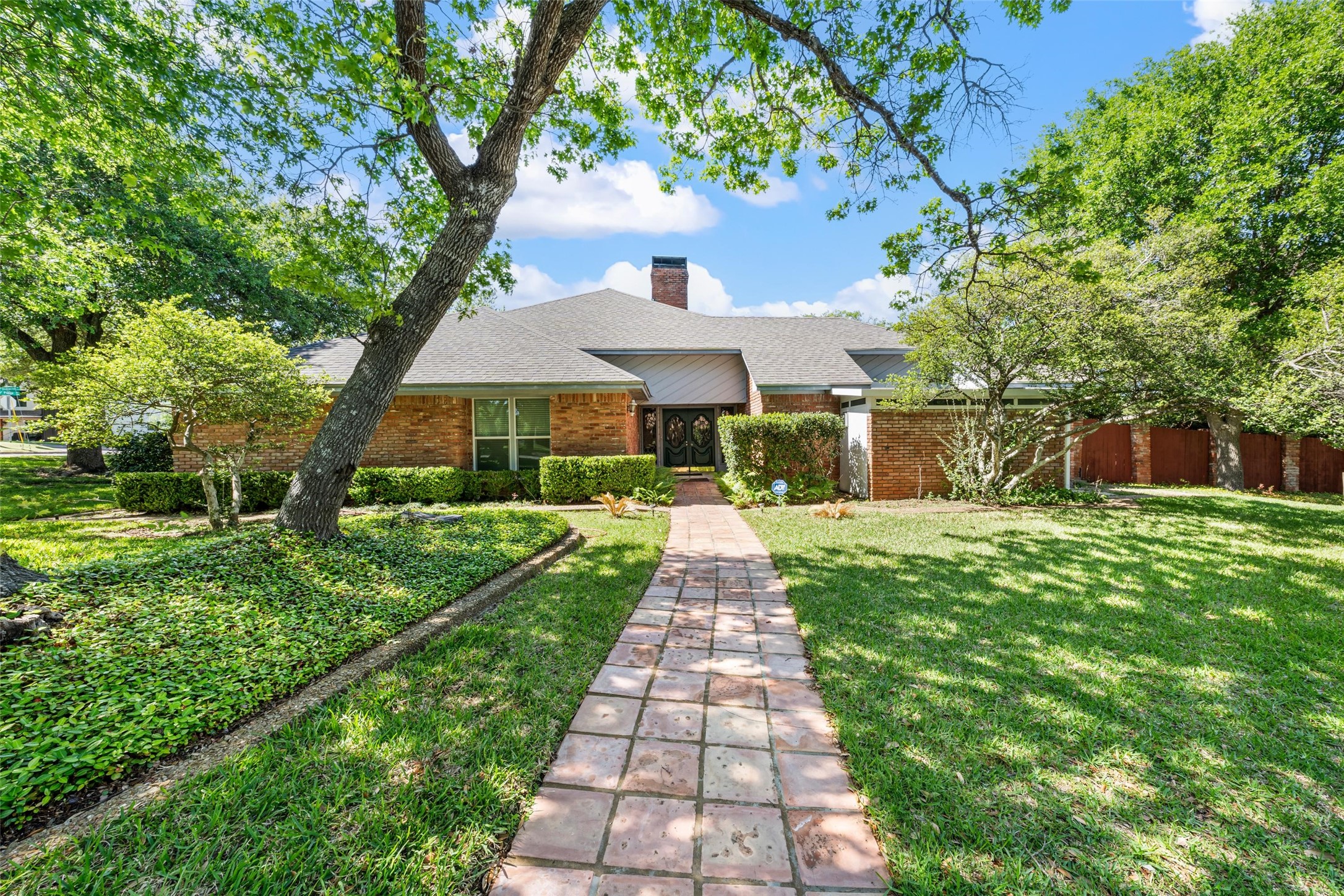 9925 Sandalwood Drive Woodway TX 76712