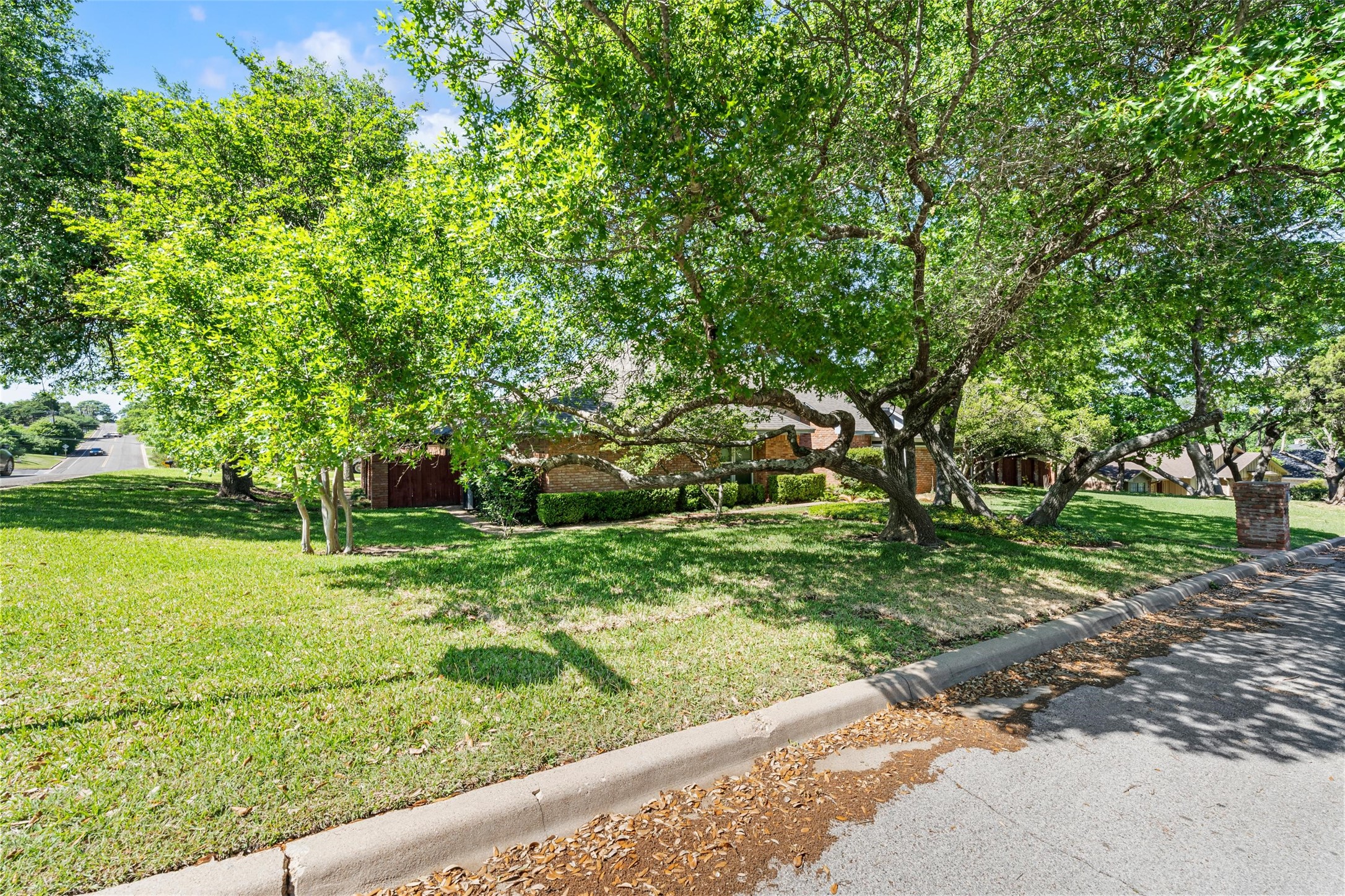 9925 Sandalwood Drive Woodway TX 76712