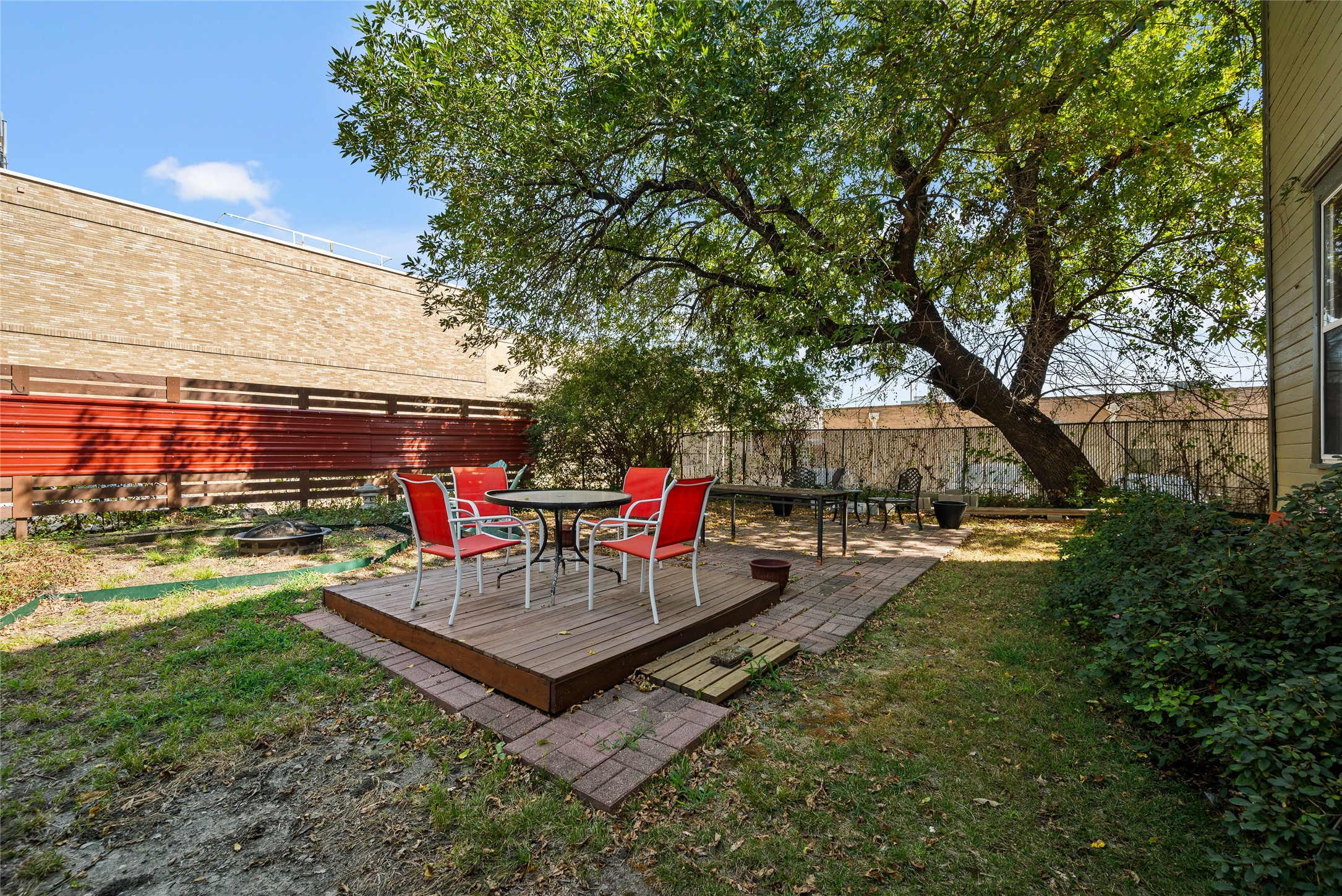 2810 Crockett Street Greenville TX 75401