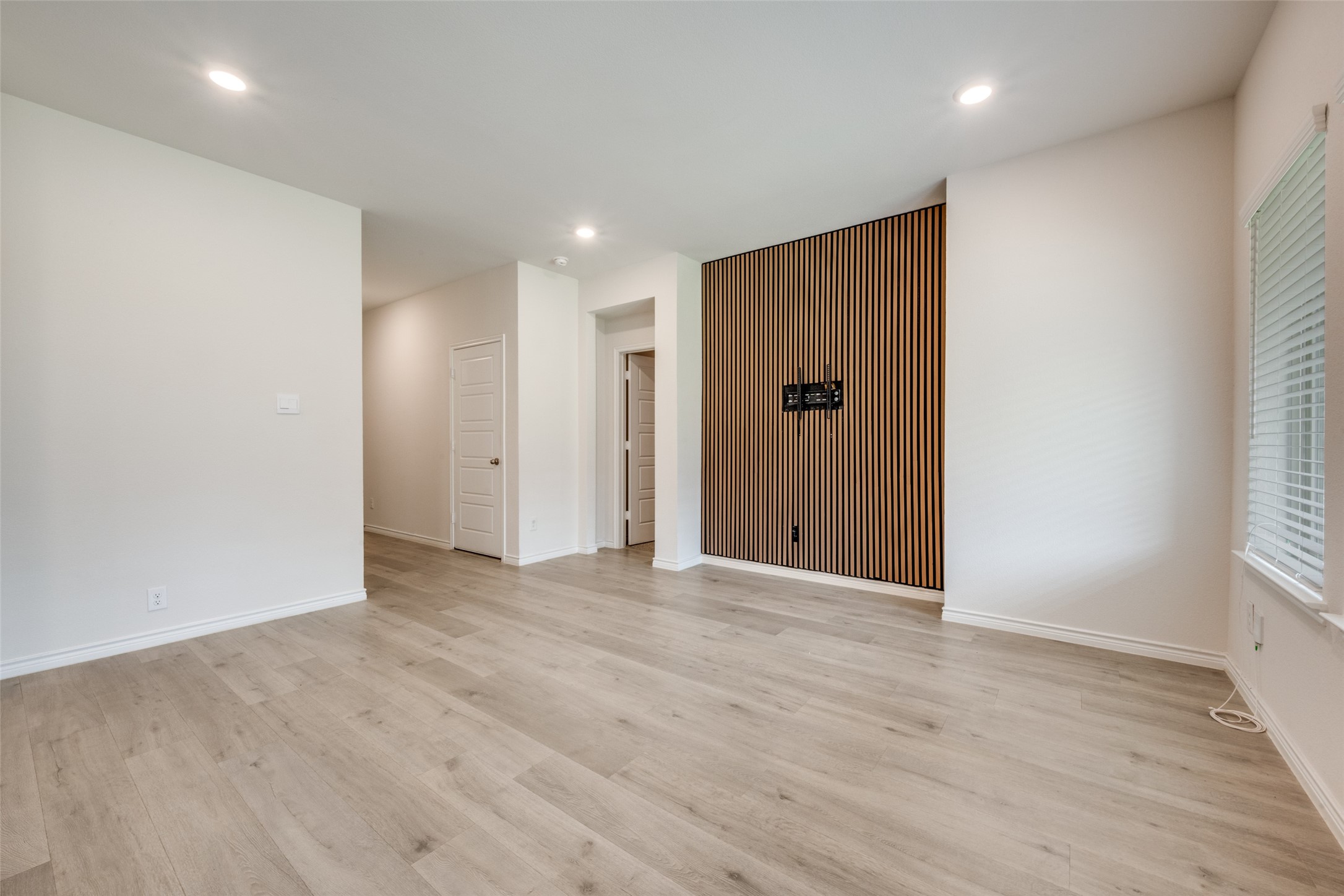 3915 Silver City Avenue Aubrey TX 76227