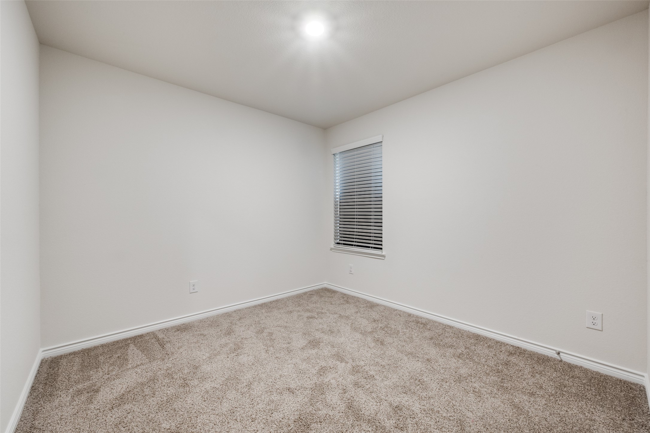 3915 Silver City Avenue Aubrey TX 76227