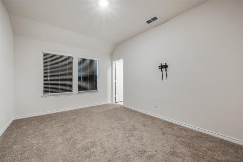 3915 Silver City Avenue Aubrey TX 76227