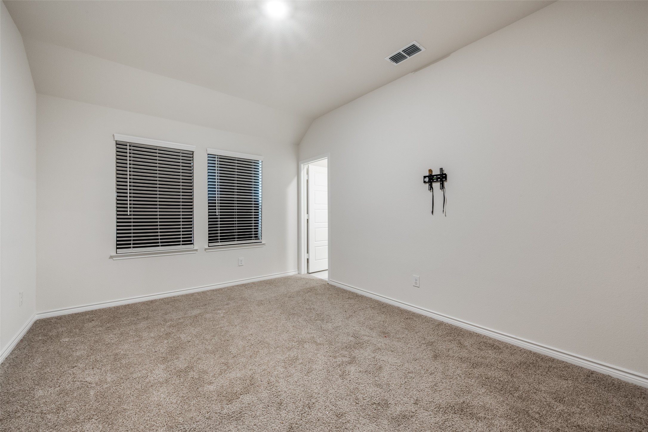 3915 Silver City Avenue Aubrey TX 76227