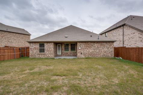 3915 Silver City Avenue Aubrey TX 76227