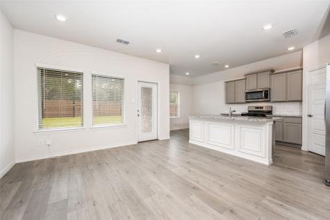 3915 Silver City Avenue Aubrey TX 76227