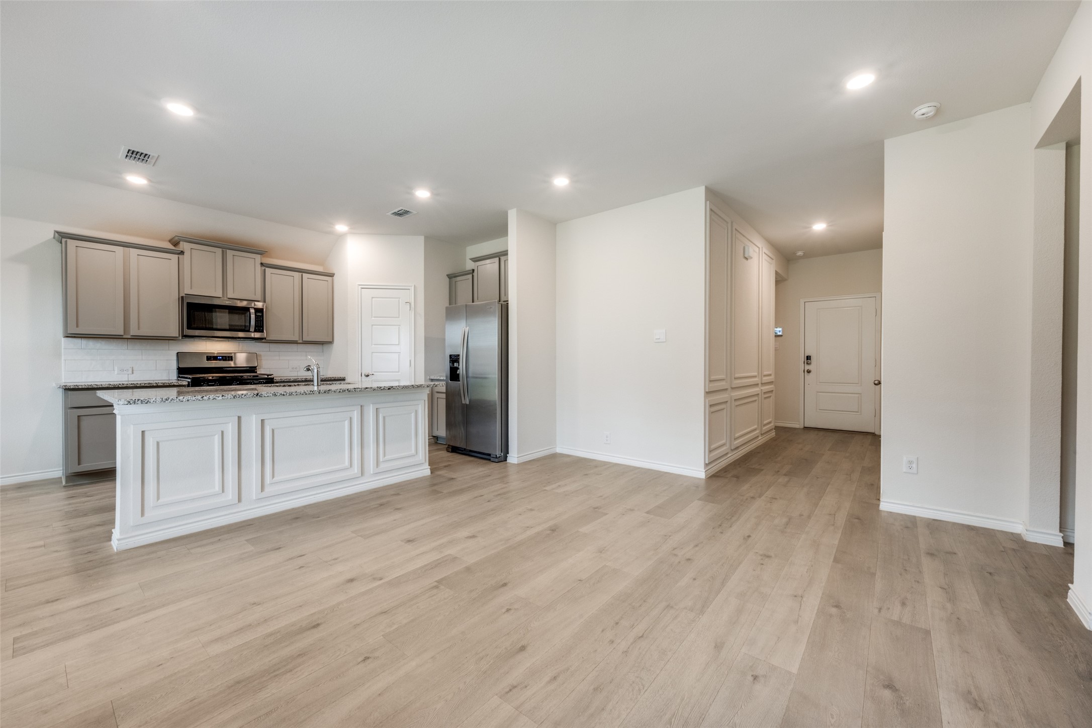 3915 Silver City Avenue Aubrey TX 76227