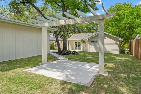 1918 Elmwood Boulevard Dallas TX 75224