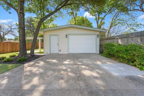 1918 Elmwood Boulevard Dallas TX 75224