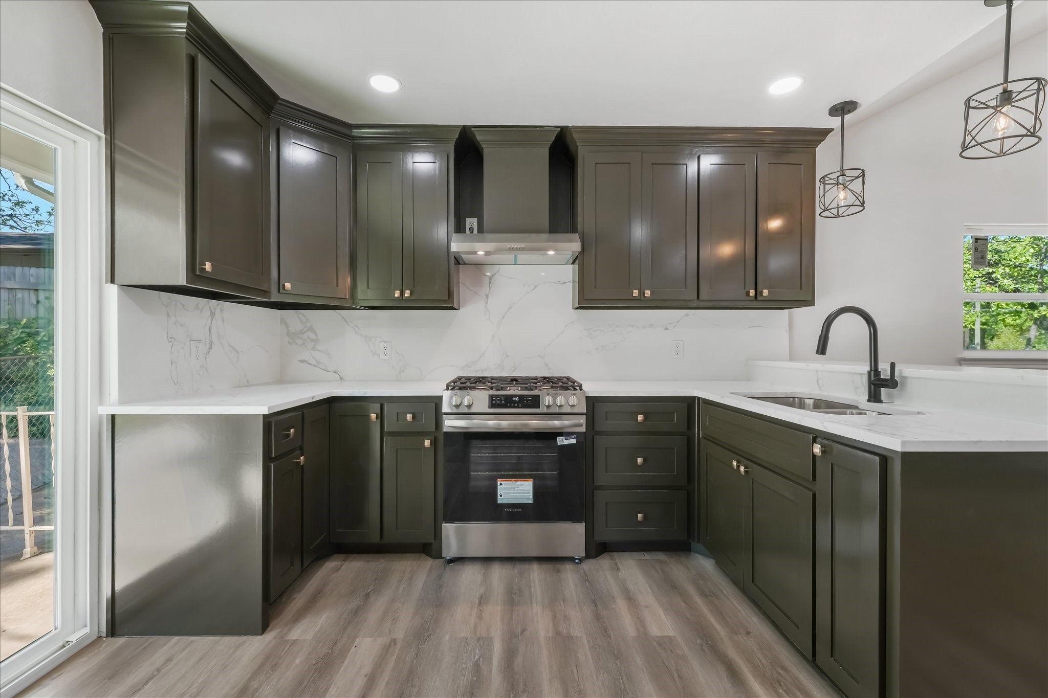 1918 Elmwood Boulevard Dallas TX 75224