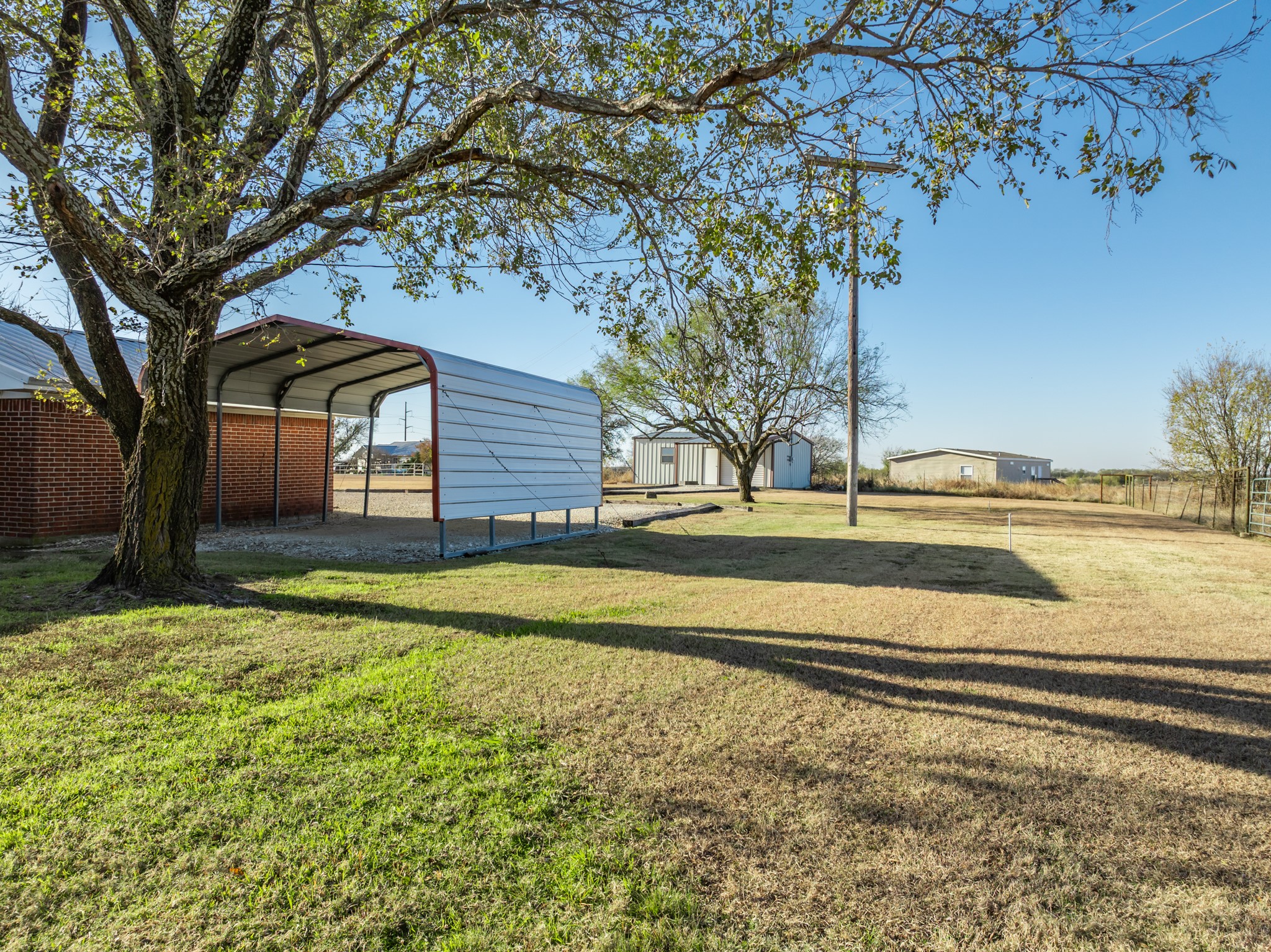 891 Hcr 2124 Loop Whitney TX 76692